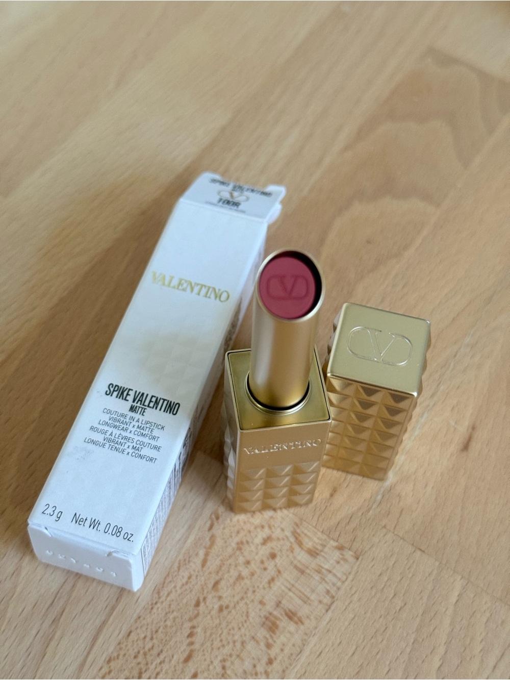 Valentino Spike Matte Lipstick - 100R Stand Out in Nude (Pink)